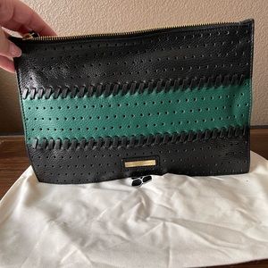 Green and black hand bag, includes protective bag